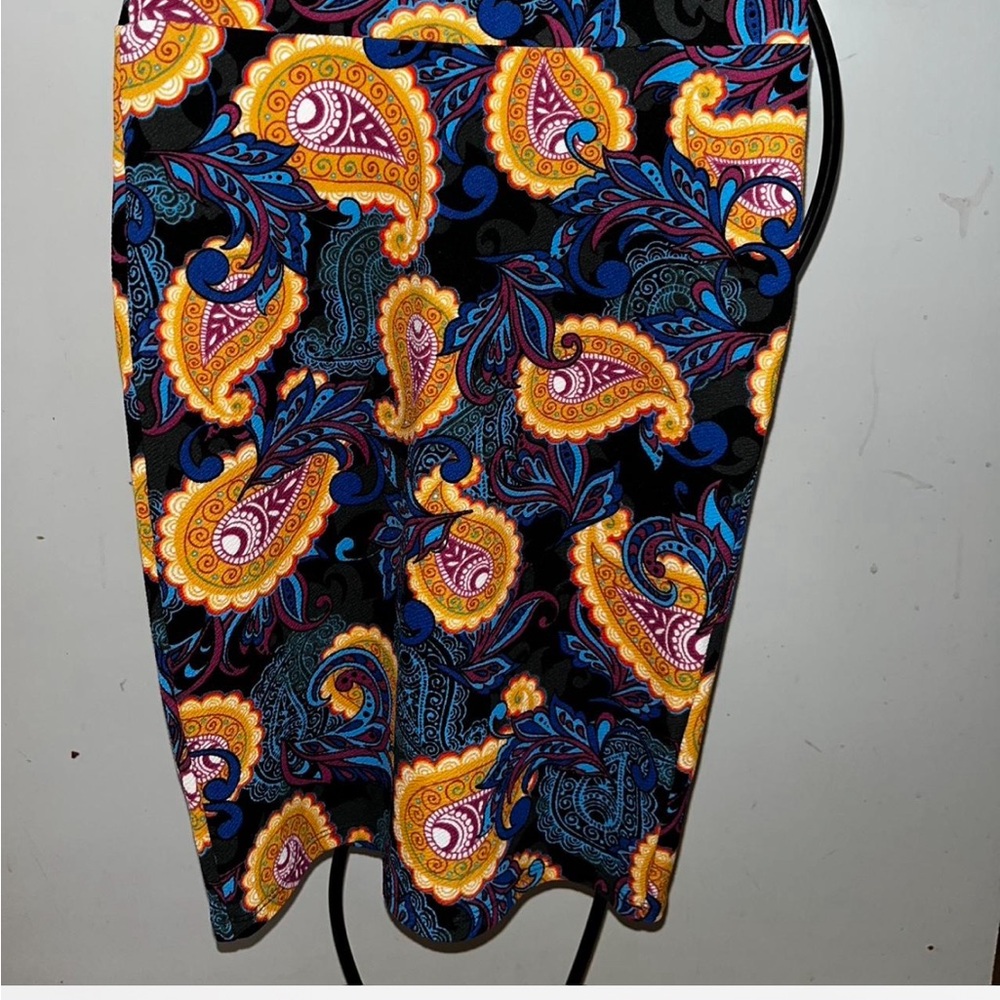 LuLaRoe Multicolor Paisley Skirt